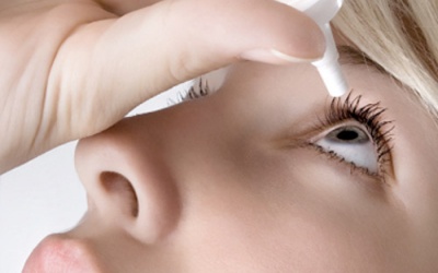 Vệ sinh mắt, coi chừng tổn thương tuyến lệ