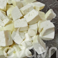 Đậu phụ, không thể thiếu cho bé ăn dặm