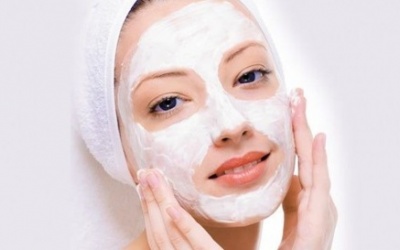 Mặt nạ trị mụn ngày Tết cho từng loại da