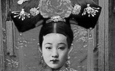 Bài thuốc làm đẹp từ hoa cúc của Từ Hy Thái hậu