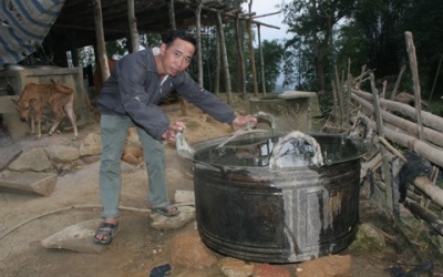 Bí ẩn chiếc nồi đun mãi không sôi trên đỉnh Pù Luông