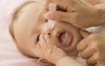 Có nên sử dụng máy hút đờm cho trẻ?