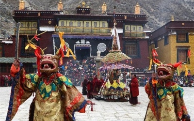 Chiêm ngưỡng điệu múa trừ tà của tu sĩ Tây Tạng