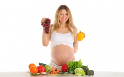 Trị mụn trứng cá khi bầu bí