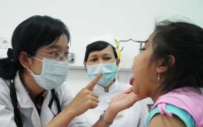 Thuốc điều trị nhiễm khuẩn họng cấp tính ở trẻ