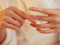 Nhìn ngón tay, biết bệnh khớp gối