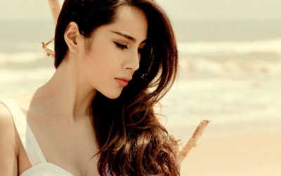 Bí quyết giảm cân sau khi sinh của sao Việt