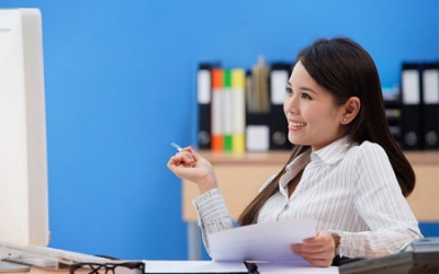 Bí quyết trẻ trung cho các cô nàng công sở