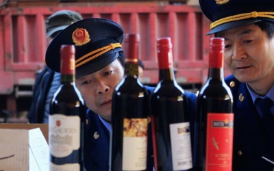 14 người tử vong vì uống rượu giả