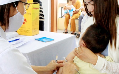 Chờ được vaccine thì... hết dịch?!