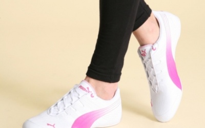 Ngày mưa không được đi giày...