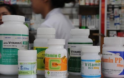 Công và tội của vitamin cho trẻ