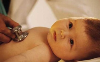 Cách giúp bé nhanh hết ho mà không cần kháng sinh