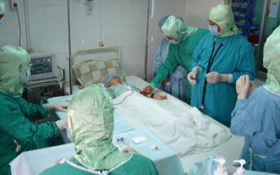 Ứng dụng tế bào gốc tại Việt Nam: Bốn không!