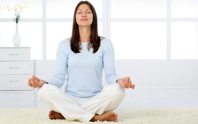 Gù lưng, hoảng trí vì thiền sai cách