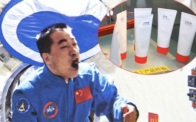 Phi hành gia ăn gì?