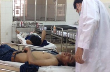 7 người rơi từ 40m, dập gan, thận, chấn thương vùng kín