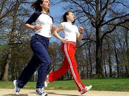 Chạy bộ vừa phải có lợi cho tim