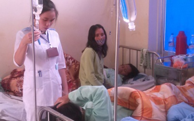 Lâm Đồng: Hàng chục người nhập viện sau khi ăn bánh mì