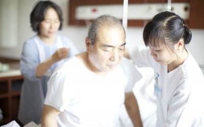 Viện Bỏng Quốc gia: Cảnh cáo điều dưỡng viên xúc phạm người bệnh