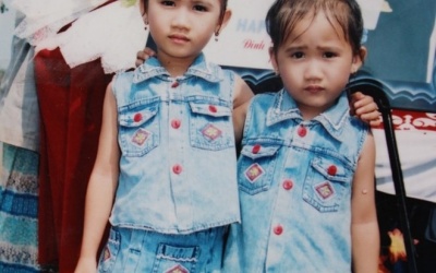 Một làng có 70 cặp song sinh