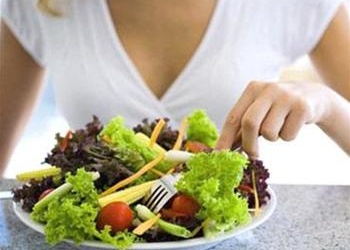 Rau trái 'đánh bay' ung thư vú