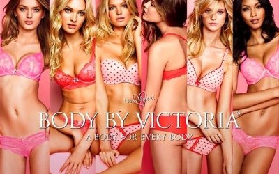 Bài tập chân quyến rũ của những thiên thần Victoria’s Secret