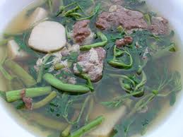 Hạ nhiệt ngày hè với canh rau nhút