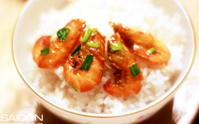 Tôm rim mặn ngọt đưa cơm...