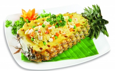 Cơm chiên trái dứa thơm ngon