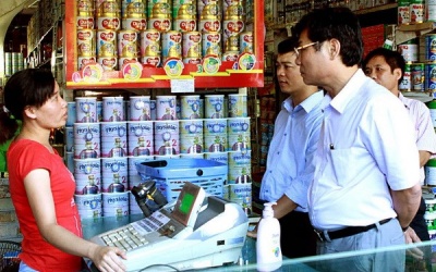 Quản lý giá sữa - Bài toán vẫn chưa có lời giải đáp