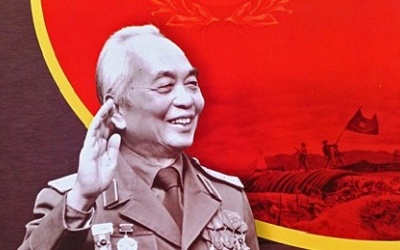 “Đại tướng Võ Nguyên Giáp – Ngọn núi lửa phủ tuyết”