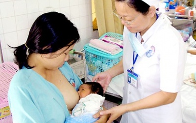 Sau sinh cần ăn uống thế nào?