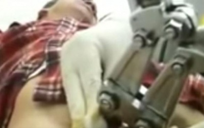 Đeo nhẫn vào 'của quý' để cầu hôn: Thất bại ê chề