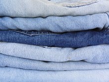Australia thu hồi quần jeans do lo ngại nguy cơ gây ung thư