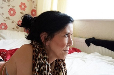 Bi hài U70 đi... làm đẹp