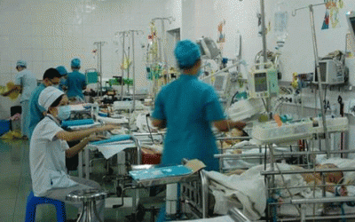 Bộ Y tế: Yêu cầu bệnh viện chuẩn bị phương án chống dịch kép