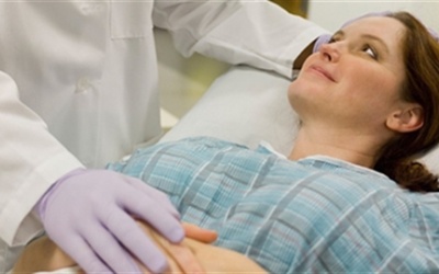 Chuyện bi hài của nam bác sĩ khám... phụ khoa