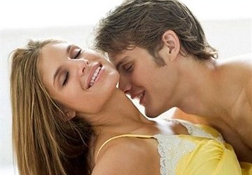 Học cách 'chơi' với vòng 1 của nàng