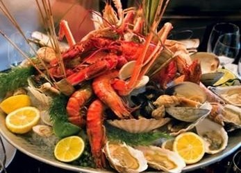 Những cách ăn hải sản gây nguy hiểm