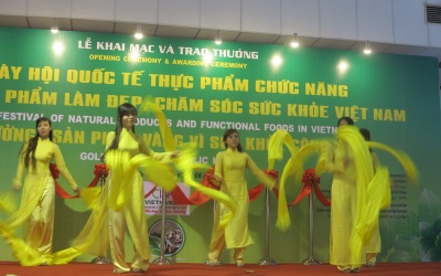 Khai mạc Ngày hội Quốc tế Thực phẩm chức năng - I3F Việt Nam 2014