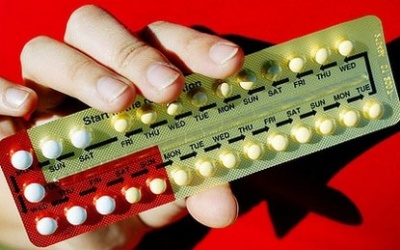 Thuốc tránh thai có ảnh hưởng tạm thời đến buồng trứng