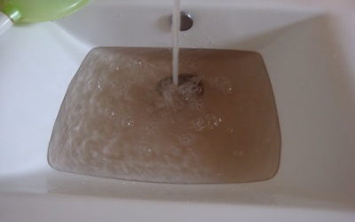 Dân Hà Nội mất tiền mua nước “bẩn”