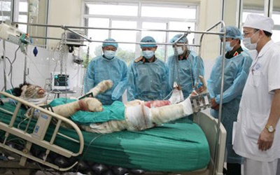 Vụ máy bay rơi: Tình trạng một chiến sĩ đang xấu đi