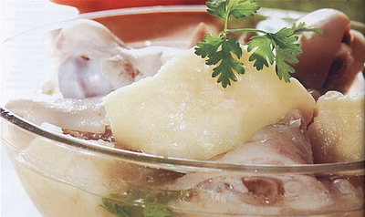 Không xuất tinh được thì... ăn móng giò