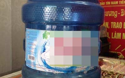 Rùng mình với thị trường nước “tinh khiết”