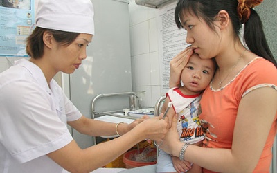 Ưu tiên tiêm chủng để phòng chống dịch bệnh