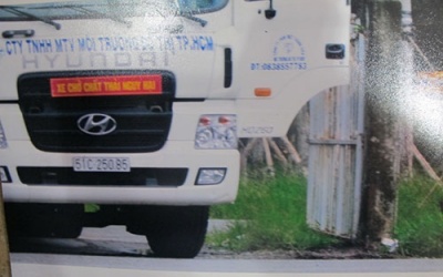 Nghi vấn Công ty TNHH MTV Môi trường đô thị đổ trộm chất thải nguy hại