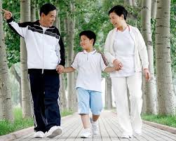 Bắt bệnh qua dáng đi