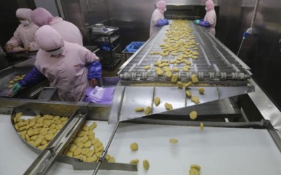 5 người bị bắt, vụ bê bối thịt bẩn làm KFC tiếp tục nóng